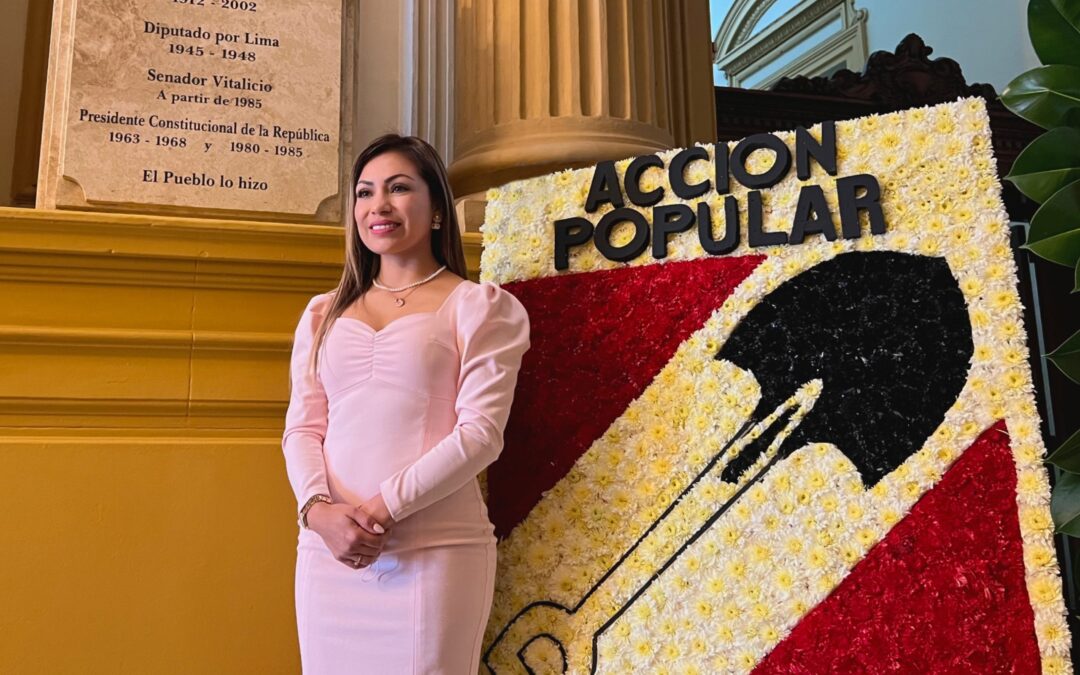 Parlamentaria andina Leslye Lazo saludó memoria de Fernando Belaunde