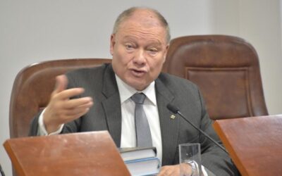 Vicepresidente del Parlamento Andino: La regionalización en el Perú debe eliminarse