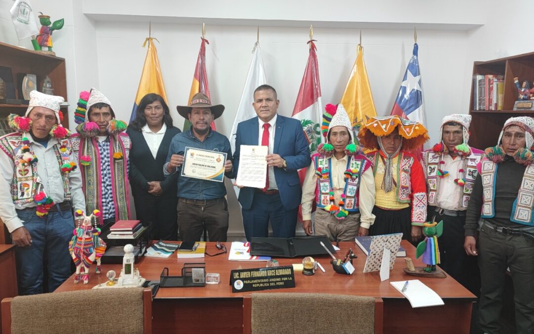 Montaña de siete colores es referente del patrimonio paisajístico, natural y turístico de la región andina