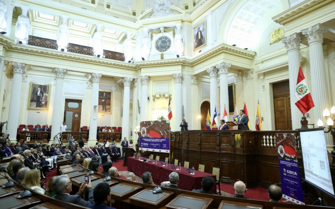 Parlamento Andino conmemoró 30 años del Congreso Constituyente y de la Carta Magna de 1993