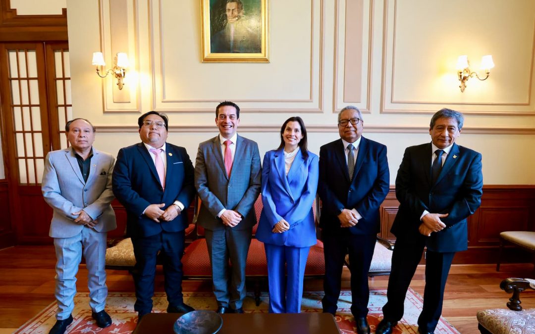Parlamento Andino y Congreso de la República fortalecen coordinación para impulsar iniciativas en beneficio del Perú